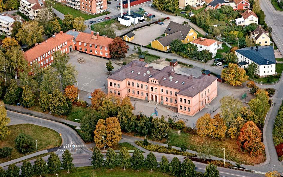 11. Skola och utbildning MÅL det här vill kommunen uppnå Skolan i Köpings kommun ska vara en sammanhållen skola som är en mötesplats för barn och ungdomar från olika kulturer.