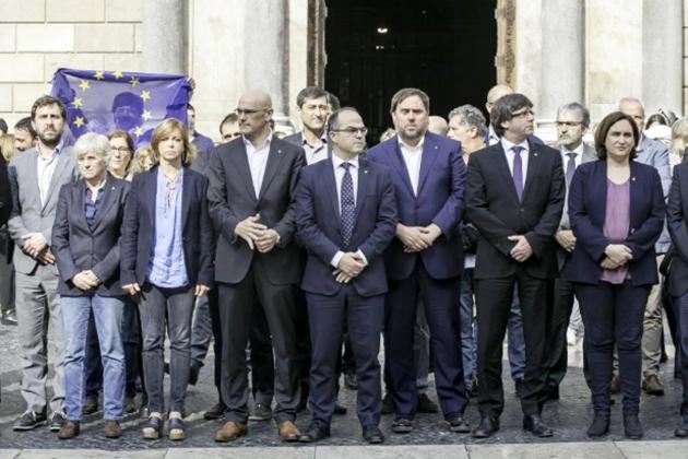 för uppvigling. Det gäller deras roll i protesterna mot arresteringarna av katalanska myndighetspersoner och beslagen av miljoner röstsedlar inför folkomröstningen om självständighet den 1 oktober.