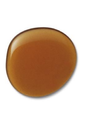 WHIMZEES har tillsatser av naturliga färgämnen: USERNEXTRAKT Med K-, C-, 6 B-vitaminer, betakaroten ger en naturlig grön färg ANNATTOEXTRAKT Extra bra källa till