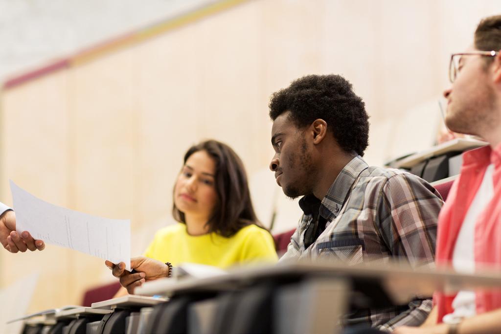 18 Ett tillgängligt universitet en guide för universitetspersonal HT18/VT19 Bemötande Tänk på att det är studenten själv som har bäst och störst kunskap om sin funktionsnedsättning.