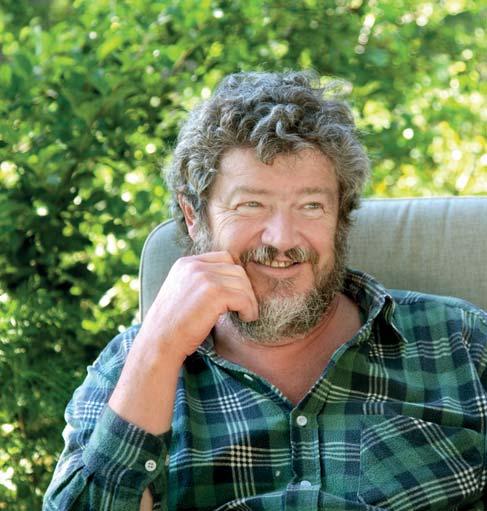 Nu kan jag se framåt igen! Einar har nyligen separerat Einar 67 år har precis blivit ensamstående, han har separerat från sin sambo Eva.