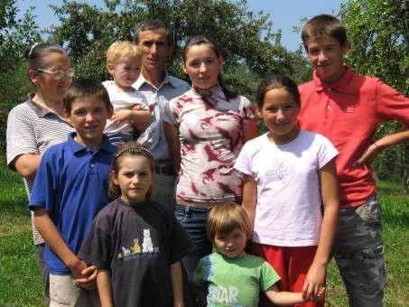 Vår ansvarige i Fadderådet i norra Rumänien, Grigore Todoran, berättar om ett besök hos en familj i Sighetu Marmatei, en stad några km från den Ukrainska gränsen.