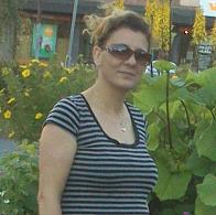 Triza Roumans, en medlem i Equmeniakyrkan, Hallunda Jag heter Triza Roumans och kom till Sverige från Syrien år2015 med min familj. I Syrien arbetade jag som lärare i 23 år.