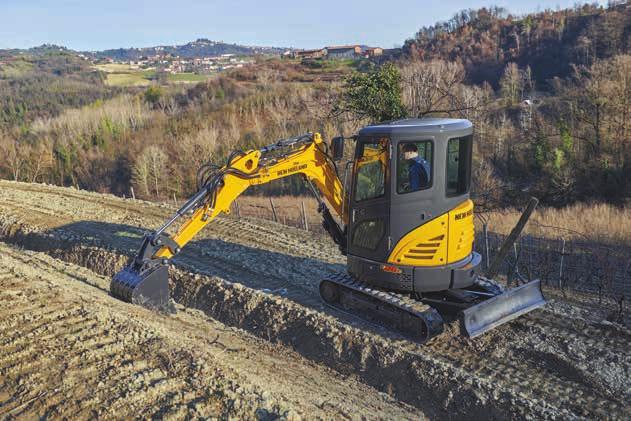 08 HYDRAULSYSTEM Smidig styrning, kraftig prestanda. Den effektiva omvandlingen av motoreffekt till hydraulisk kraft ligger bakom effektiviteten hos New Hollands minigrävmaskiner.