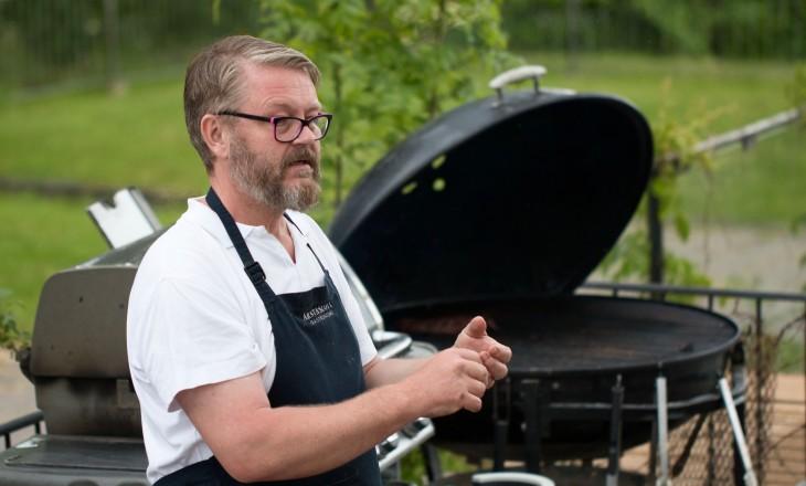 Kol eller gasol, Christer?Hugget som stucket om ni frågar mig. Det är i grunden ingen stor skillnad på att grilla med kolgrill eller med gasol.