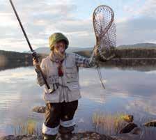 Här i de övre delarna av Ströms Vattudal ligger sjöar och strömmar som ett glittrande pärlband, vaktat av höga fjäll och djupa skogar.