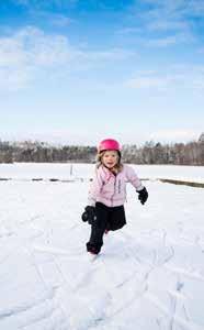 I SNÖN Tips för besöket på Ätrans Skidcenter! I vallaboden får du låna skidor och övrig utrustning utan kostnad. Ätrans IF tar ut en mindre spåravgift som betalas i vallaboden.