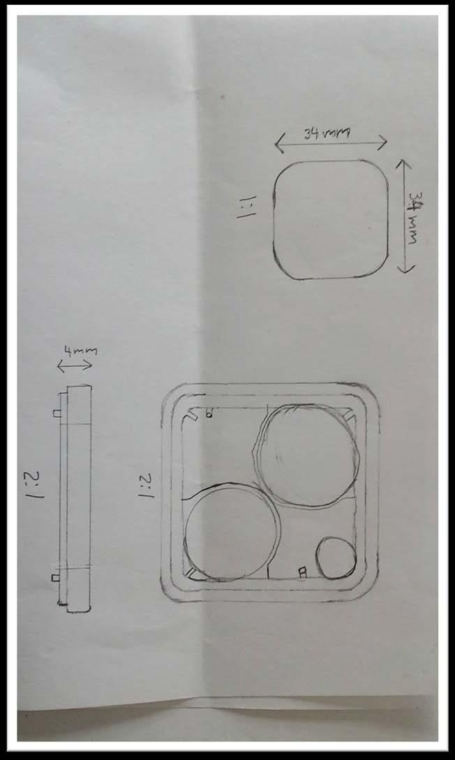 Skiss Nedan visas skissen för dimensionerna av produkten. Skisserna som visas i skalan 2:1 är hållaren där chipet kommer sitta i, det gjordes som underlag för att hitta den minsta lösningen åt skalet.