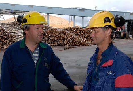 Operatör med ansvar för förebyggande tillsyn Systematisk daglig tillsyn förebygger problem på Gruvön En läckande slang, en smutsig motor som riskerar att gå varm, ett lager till en pump som låter