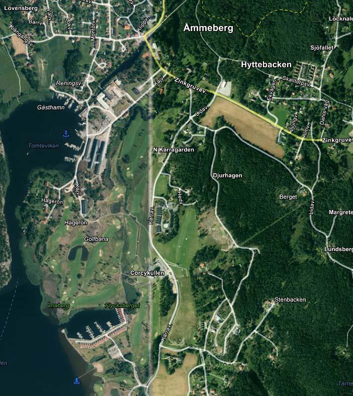 Figur 3. Karta över Åmmeberg som visar var badplatsen är belägen. 1.1 Förorenad mark Det finns ett stort antal förorenade områden i Sverige.
