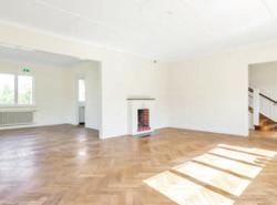 71122 HARGSHAMN, 8 rok, 240 + 35 m² PRIS 3 100 000 kr