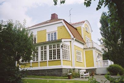 För 100 år sedan exploaterades Breviksområdet av Fastighetsbolaget Lidingö-Brevik. Kaptenen och finansmannen Allan Abenius stod i spetsen för fastighetsbolaget.