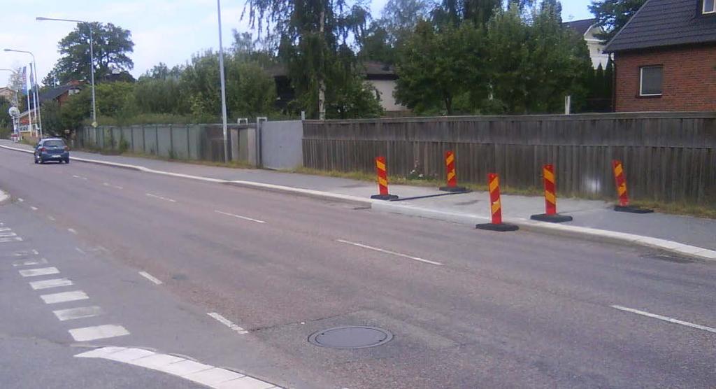 Det MÅSTE finnas en öppning så att man inte skall stoppas av en trottoarkan då du vill ansluta till RÄTT