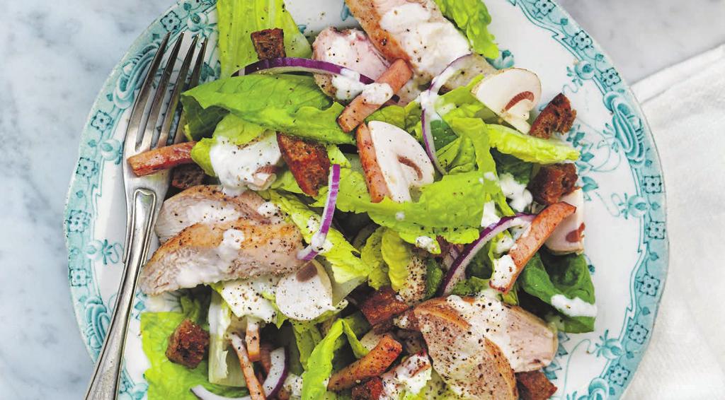 RECEPT 1 30 min 389 kcal/port Fett 17% Kolhydrater 52% Protein 31% Matkassens caesarsallad Matkassens caesarsallad med kyckling och skinka.