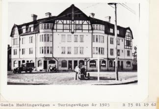 1925 Kortet är från 1925 men den som lagt in texten, troligen Stig Jonsson, har gjort det efter att den nya
