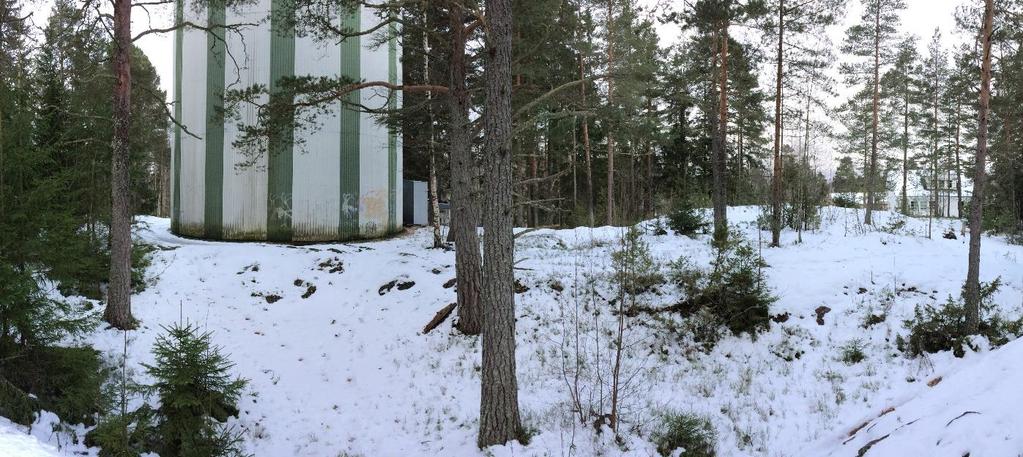 Skiss på placering av ny vattenreservoar (situationsplan). Blå linje är plangräns, röd linje är ny vattenreservoar, grön linje är befintligt vattentorn.