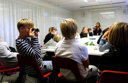 Filmpedagog Miriam von Schantz föreläser om dokumentärt berättande på Björngårdsskolan höstterminen 2015.