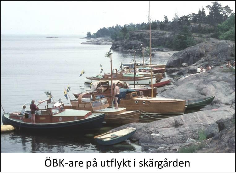 Gösta Hjelm tillverkade en styrbar fyrhjulsvagn. För att få av och på båtarna på vagnen användes en bock och en luna (en stock som hävarm) och många gubbar.