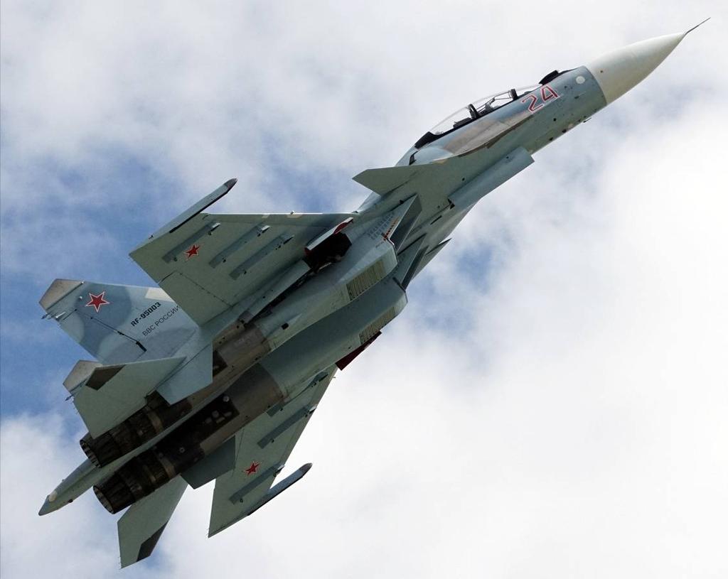 Bilaga 1 ÅRSRAPPORT 2015 Sida 66 (131) 2016-02-26 11.2. Multirollflygplan Su-30SM FLANKER H Den första flygningen med Su-30SM genomfördes i september 2012.