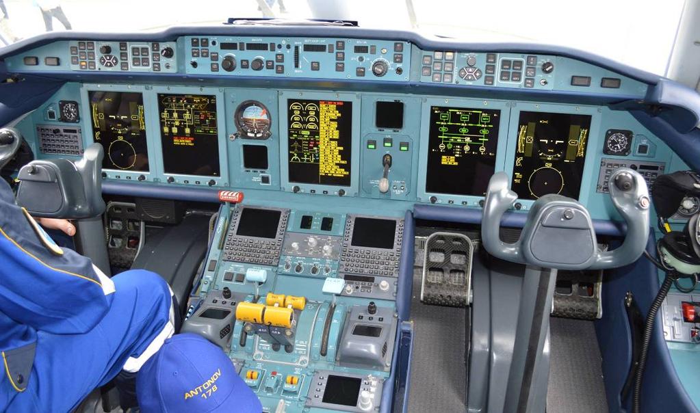 ÅRSRAPPORT 2015 Bilaga 2016-02-26 Sida 77 (131) Bild 92. An-178 har ärvt avionik och cockpitutformning från An-158. Tabell 26.
