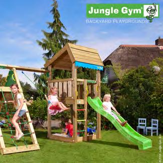 Jungle Gym Jungle Gym Home lektorn med klättermodul och 1 gunga Detta klassiska lektorn med modernt tak passar bra till den moderna familjen och trädgården.