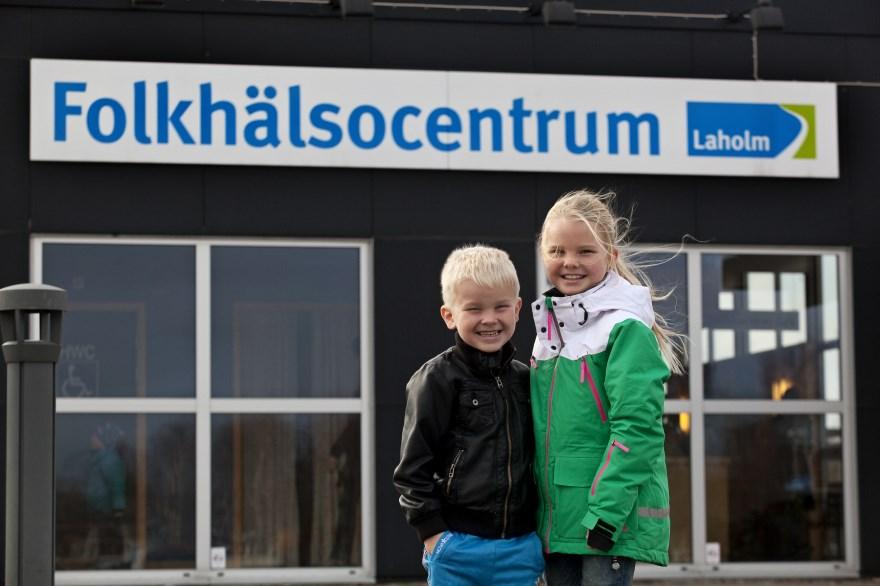 Folkhälsocentrum 18/6 19/8 Bad & Café/Rec Lagaholmshallarna Mån - Fre 15.00-19.00 08.00-22.00 Tis & Tors 06.00-08.00 (endast bassäng & gym) Lör Stängt 08.00-22.00 Sön Stängt 08.