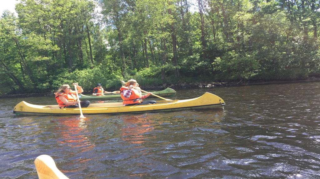 Vecka 26 Hjörneredsläger mellanstadiet Fritidsledarna arrangerar läger i Hjörnered för mellanstadiet, med tältning, paddling och mycket mer. Föranmälan via fritidsledarna, se mer på www.