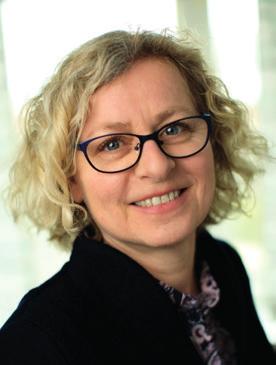 Intervju med Charlotte A. Russell, Chief Medical Officer Med ATOR-1015 är vi först i världen med en tumörlokaliserande CTLA-4- blockerande antikropp. Charlotte A. Russell är läkare med specialistexamen i hematologi och internmedicin och har disputerat i medicinsk vetenskap vid Köpenhamns universitet.