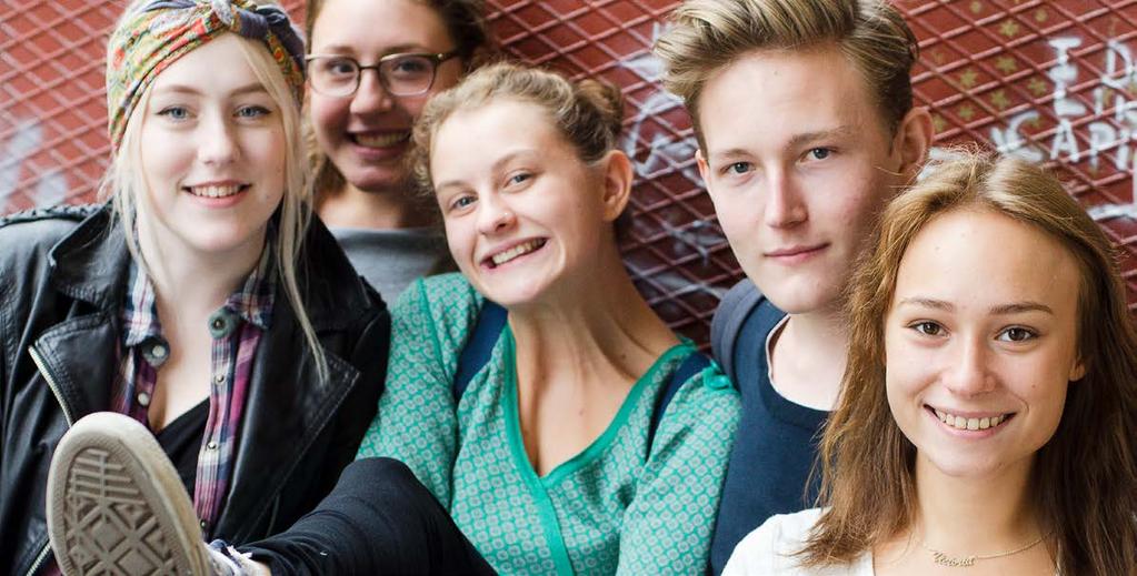 Skolan Vi har en unik bredd av kompetens med våra lärare på skolan. Tillsammans skapar det en god grund för studier inom just ditt område men också till efterföljande studier.