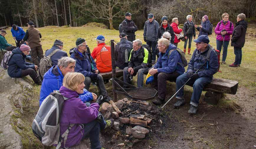 Foto: Sven H Svensson VÄLKOMMEN TILL SPF SENIORERNA NORRA ÄLVSBORGSDISTRIKTET Det finns många anledningar till att bli medlem i någon av de 20 lokalföreningarna i Seniorerna Norra Älvsborgsdistriktet.