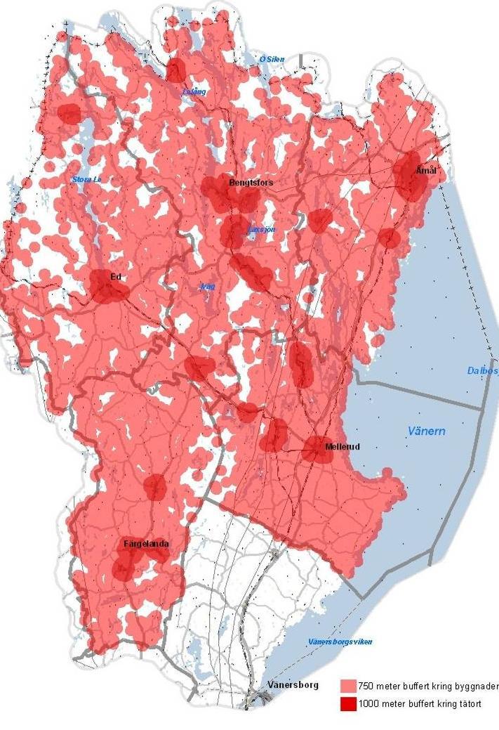 Vid bebyggelse krävs ett skyddsavstånd till vindkraftverk. Det avgörande för hur långt avstånd som krävs mellan bostäder och vindkraftverk är riktvärdet på maximalt 40 db(a) utomhus vid bostäder.