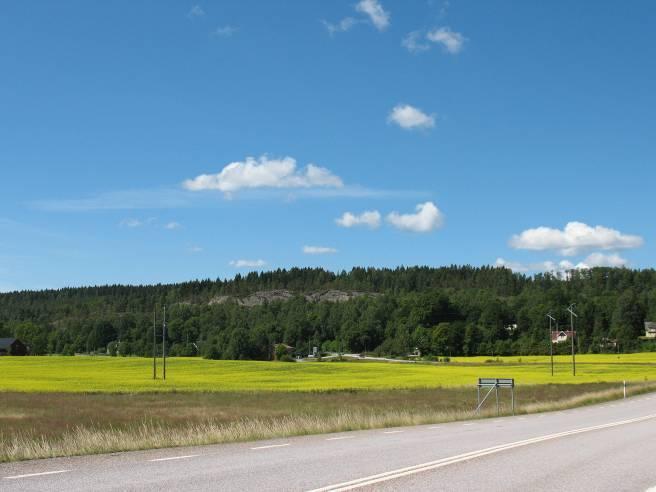 Sjölandskapet Sprickdalslandskapet i nordöstra Dalsland är ett av Sveriges sjörikaste och är starkt kuperat med omväxlande skog, sjöar och öppen mark.