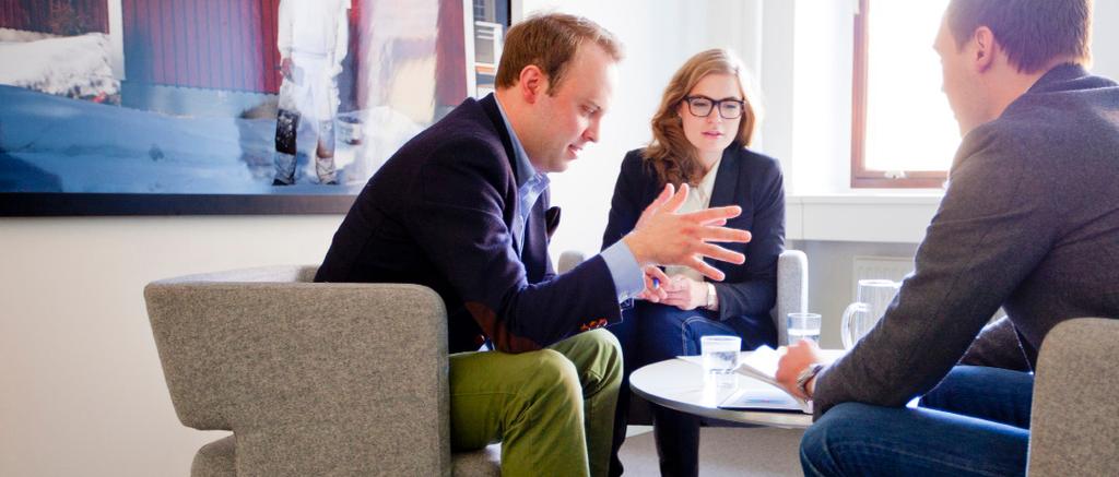JURIDIK OCH ROMANTIK Föreläsare: Jurist från Företagarna Hur påverkas ditt företag om du avlider? Vem ärver dig? Vad händer vid en eventuell skilsmässa eller om din livspartner avlider?