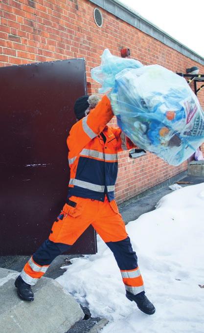 SOPHÄMTARNAS ARBETSMILJÖ ALLAS ANSVAR SOPHÄMTNINGENS UTVECKLING OCH TRENDER ÖKANDE AVFALLSMÄNGDER Avfallsmängderna i samhället har ökat sedan den sophämtning som