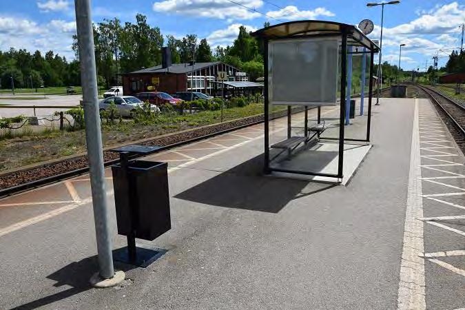 Lessebo BASFAKTA Förkortning Lo Trafikform 0 Län Kronoberg Klassindelning 5 Typ av station Genomgående Kommun Lessebo Bandel 822 Sth Gods/Person 160 Inv kommun 8760 Koordinat 0 Påstigande/ÅMD 200 Inv