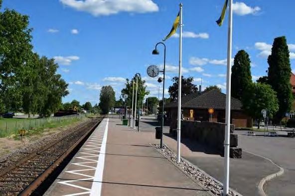 Högsby BASFAKTA Förkortning Höy Trafikform 0 Län Kalmar Klassindelning 5 Typ av station Genomgående Kommun Högsby Bandel 875 Sth Gods/Person 60 Inv kommun 6053 Koordinat 0 Påstigande/ÅMD 100 Inv ort