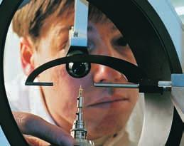 2 INTELLIGENTE DRUCKLUFT MADE IN GERMANY ALMiG Kompressoren GmbH Ett namn som är en garanti för spetsteknikkompetens inom tryckluftsområdet.
