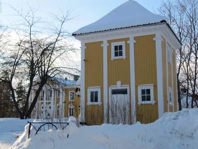 Foto 2010 Almdalsvägen 12, Velamsund 1:35, Karlshill (Blåsut) Tornvilla från möjligen omkring 1870, var sommarnöje åt bl a konsul N J Carlstedt som
