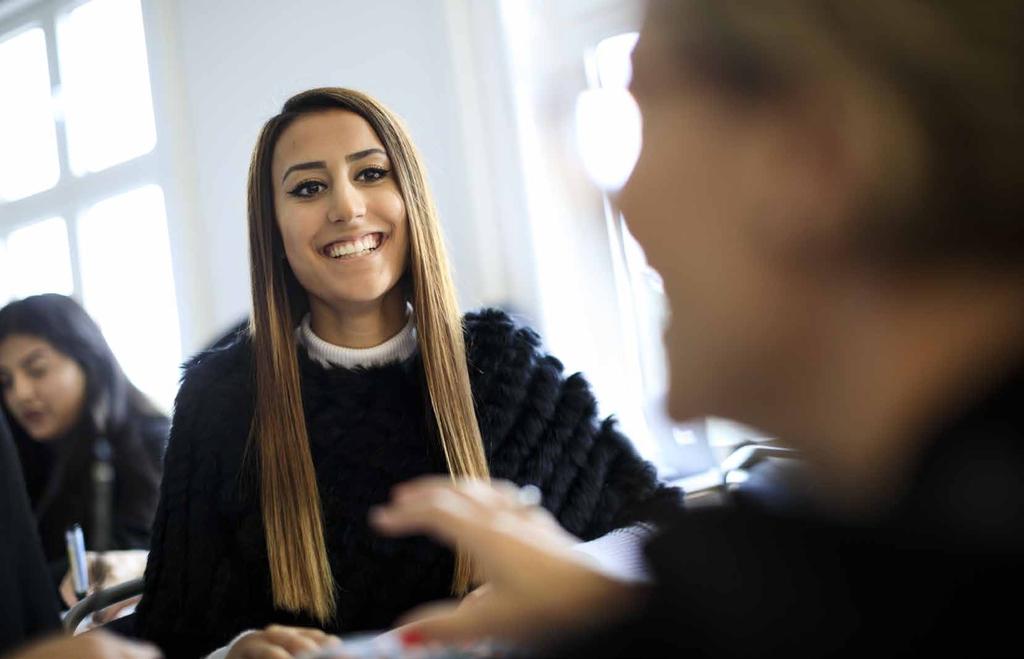 För våra elever är steget till universitet och högskola kort Bakom stiftelsen som driver Einar Hansengym- nasiet står Lunds universitet.