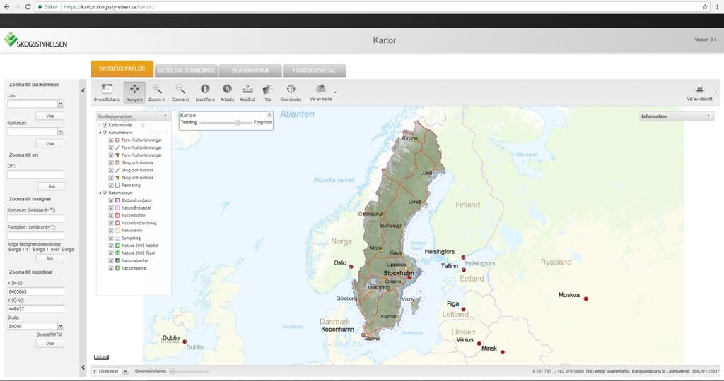 Skogliga grunddata Webb-tjänst hos Skogsstyrelsen De visade kartmaterialen går att få fram för hela Sverige