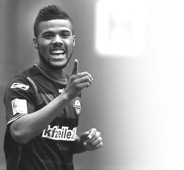 FUTBAL 7 NOVÁČIKOM SA DARÍ PADERBORN NA ČELE PREKVAPENIA NOVÁČIKOV V SEZÓNE 04/5 ANGLICKO Leicester Arsenal : (d), Everton : (d), Man. Utd. 5:3 (d) Q. P. Rangers Everton 3: (v) FRANCÚZSKO Metz Lyon : (d) Lens Lyon :0 (v) BUNDESLIGY!
