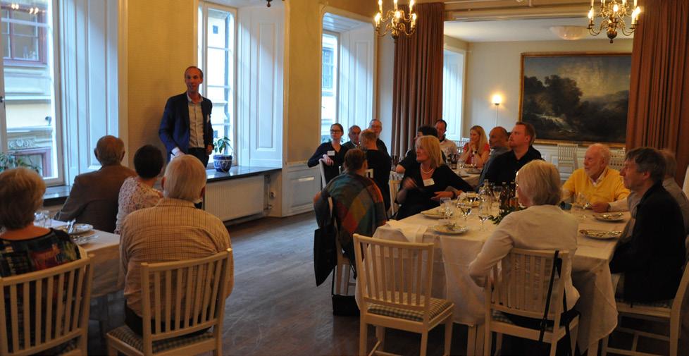 Johan Ihrfelt, koncern-vd och grundare av OX2 Group, höll en presentation om energimarknaden ur ett globalt