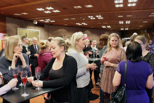 Den andra dagen diskuterades Svenska nu:s betydelse i utbildningsfältet utgående från docent och överlärare Taina Juurakko-Paavolas inledning.