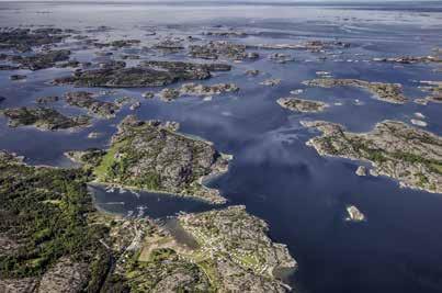 8 KUSTNÄRA FASTIGHETSMÄKLARE 3/2017 VEDDÖ - FJÄLLBACKA Ett alldeles speciellt och okonventionellt hus som den berömde