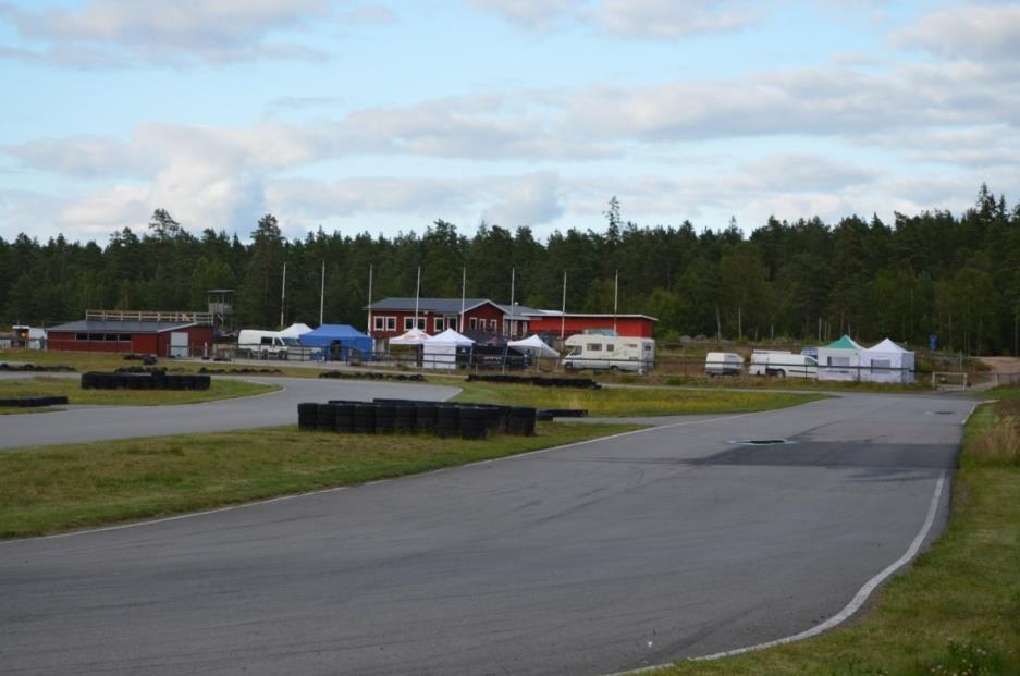 HAGASLÄTT MOTORBANA Wäxjö MS och Lessebo MK driver gemensamt Hagaslätts Motorbana som innehåller en kartingbana och en folkracebana.