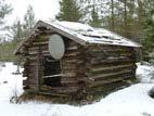 Detta gäller naturligtvis också för löpare/ motionärer under andra tider på året. Elljusspåret går dels i skog och dels över hyggen. Hyggen finns framför allt i mitten av banan.