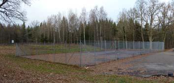 Elljusspåret går mestadels i skog men avslutas i en mer samhällsnära miljö.