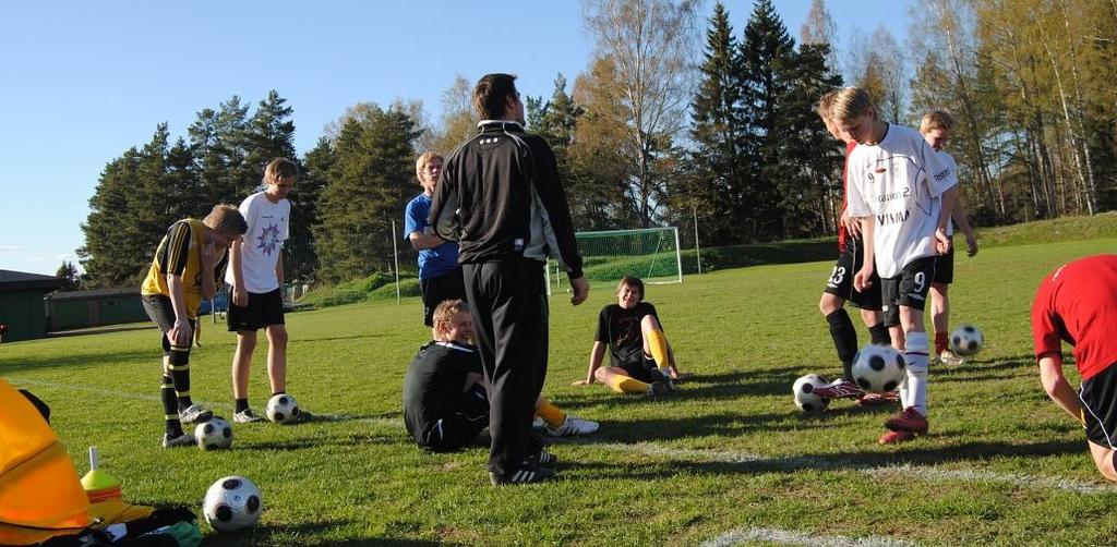 etablerat Bälinges Dam-lag spelade för inte så länge sedan i Allsvenskan Bälinge satsar på bredden Hos Bälinge skall alla ha en