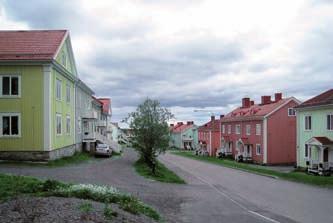 Den värdefulla äldsta bebyggelsen i Kiruna tillkom genom tre samordnade satsningar: gruvbolagets mönsterstad, klimat- och terränganpassad stadsplan och järnvägsområde som, vid sidan av