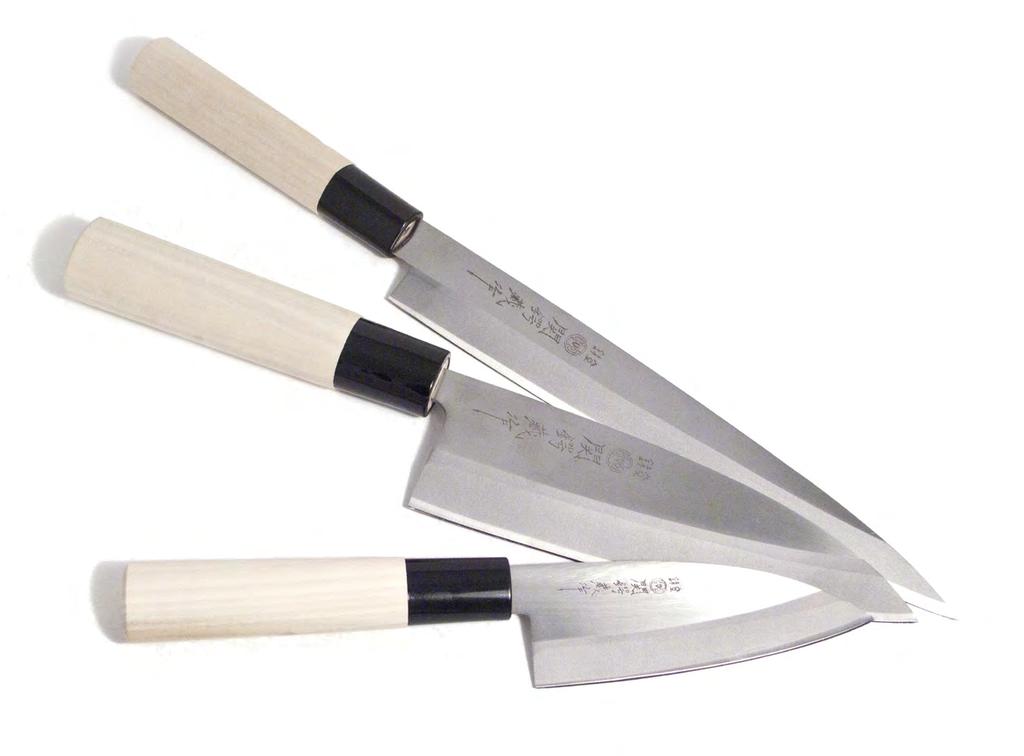 Nippon Japanese style Nippon serie är en knivserie med 7 modeller. Tre av modellerna är klassiska japanska modeller; Deba, Ko Deba och Yanagiba.